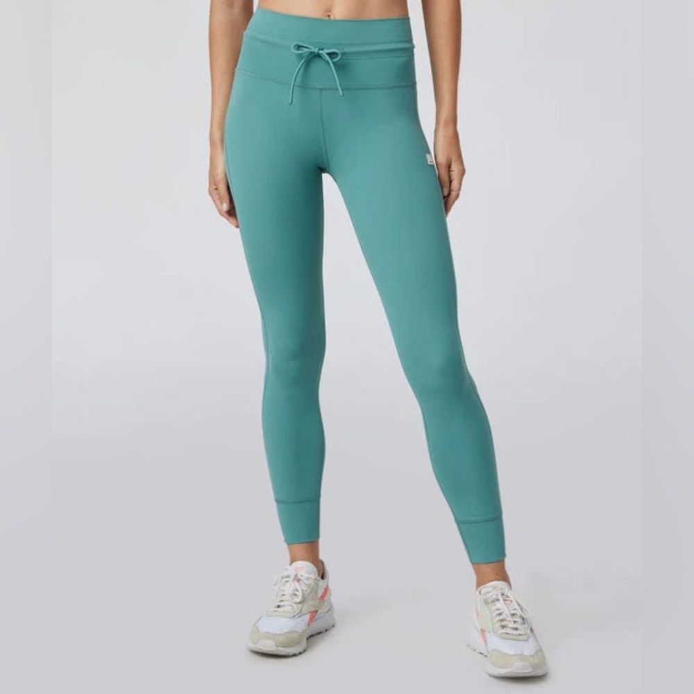 Vuori Daily Leggings Garland Green L Short